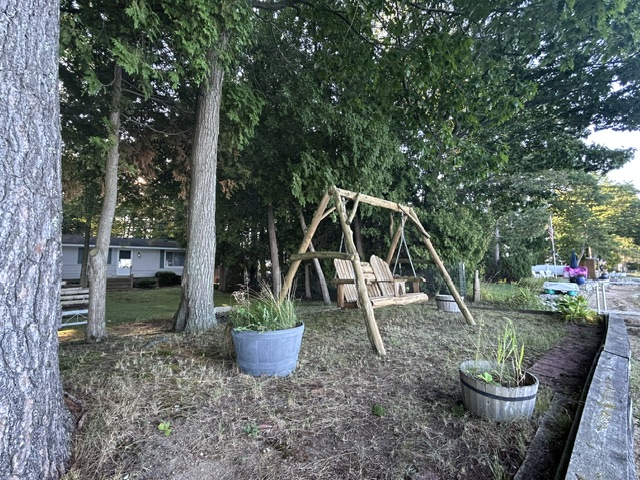 640